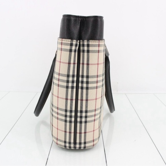 Burberry Beige House Nova Check
Small Tote With Dust Bag - Picture 2 of 12